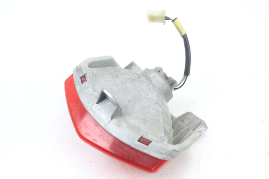 photo de TAIL LIGHT HYOSUNG GTR 125 (2006 - 2008) - Alternative perspective