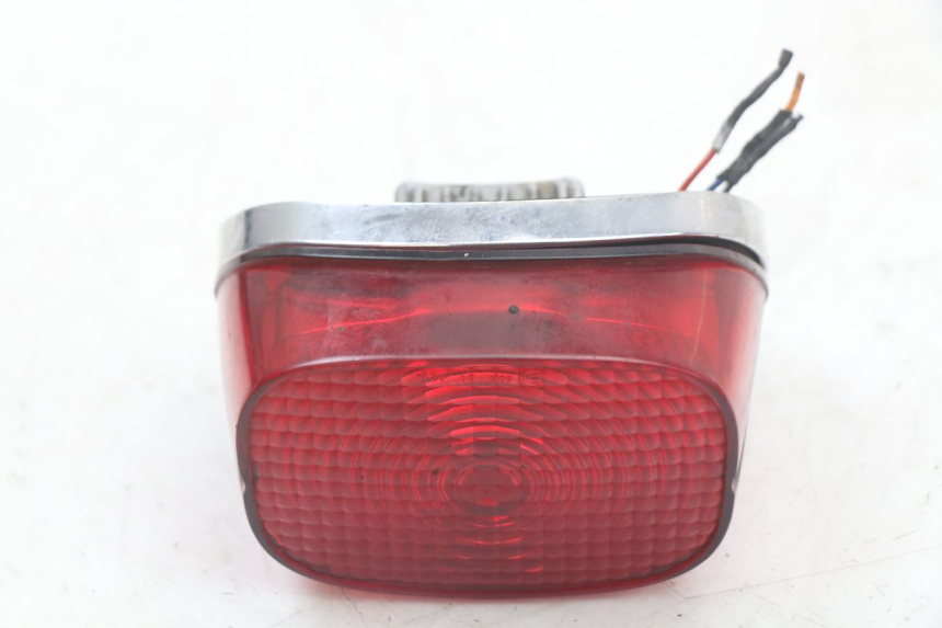 photo de TAIL LIGHT HARLEY DAVIDSON SPORTSTER XL CUSTOM 883 (1999 - 2006) - Fixing points details