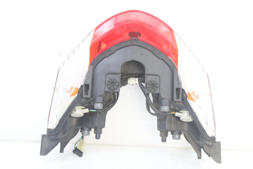 photo de TAIL LIGHT HONDA SH i 300 (2015 - 2020) - Fixing points details