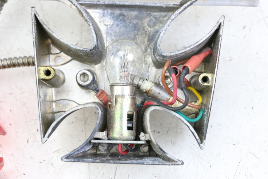 photo de TAIL LIGHT HONDA VT C2 SHADOW 750 (1997 - 2001) - Component zoom