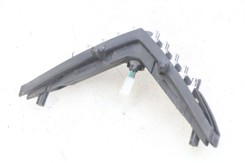 photo de REAR LIGHT SYM JET SPORT XR 50 (2006 - 2015) - Zoom on usage condition