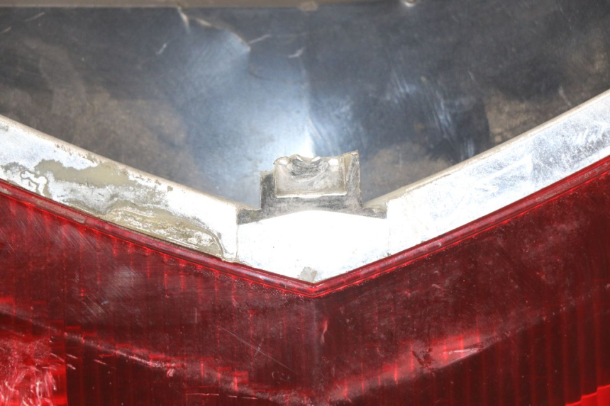 photo de TAIL LIGHT SYM JOYMAX 250 (2013 - 2017) - Zoom on usage condition