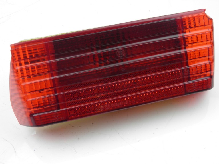 photo de TAIL LIGHT BMW K100 ABS 1000 (1989 - 1995) - Alternative perspective