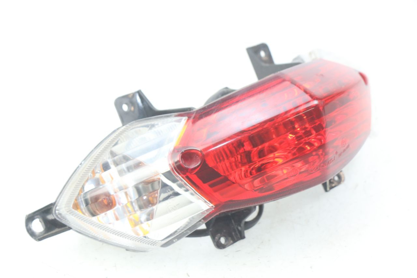 photo de REAR LIGHT PEUGEOT KISBEE 2T 50 (2010 - 2017) - Fixing points details