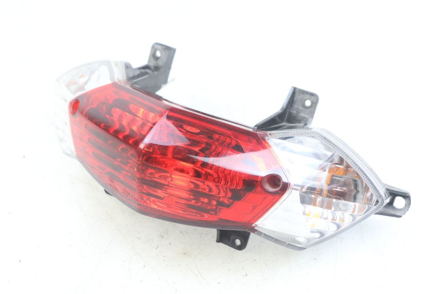 photo de REAR LIGHT PEUGEOT KISBEE 2T 50 (2010 - 2017) - Fixing points details