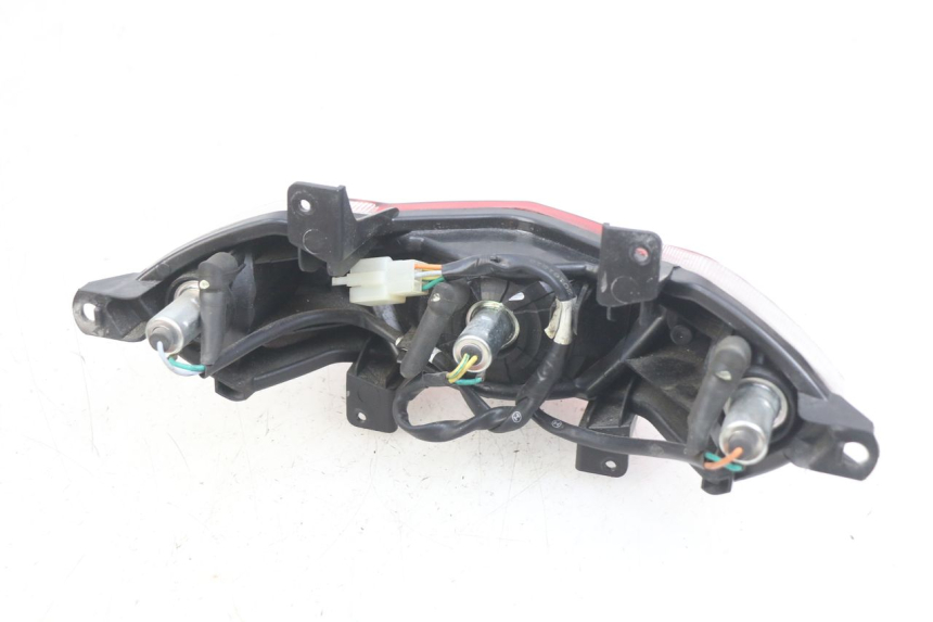 photo de REAR LIGHT PEUGEOT KISBEE 2T 50 (2010 - 2017) - Zoom on usage condition