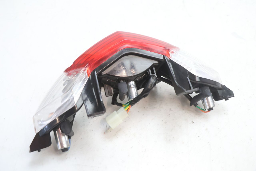 photo de TAIL LIGHT PEUGEOT KISBEE 2T 50 (2018 - 2022) - Alternative perspective