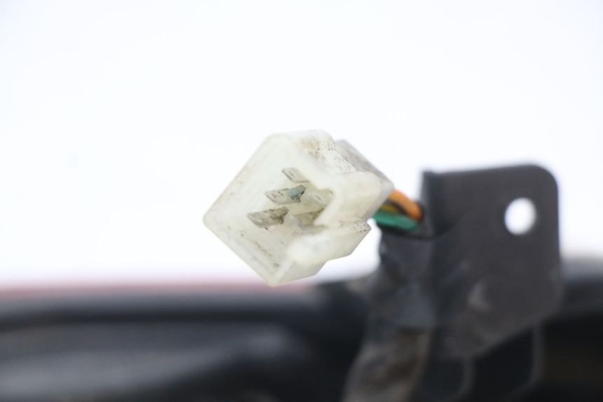 photo de REAR LIGHT PEUGEOT KISBEE 4T 50 (2010 - 2017) - Additional view of the item