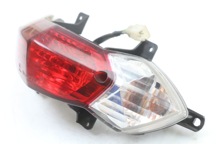 photo de REAR LIGHT PEUGEOT KISBEE 4T 50 (2010 - 2017) - Zoom on usage condition