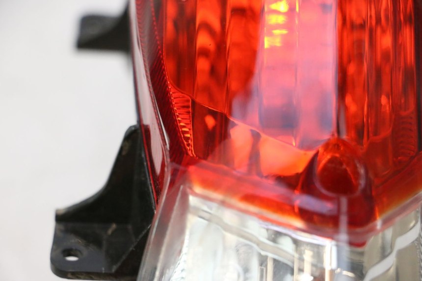photo de REAR LIGHT PEUGEOT KISBEE 4T 50 (2018 - 2022) - Zoom on usage condition