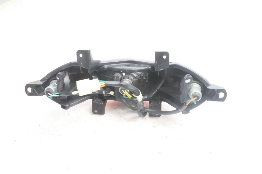 photo de REAR LIGHT PEUGEOT KISBEE 4T 50 (2010 - 2017) - Fixing points details