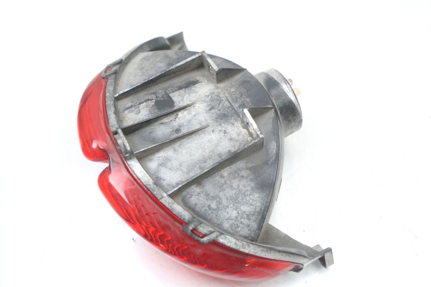 photo de TAIL LIGHT RENAULT KOURANOS 125 (2001 - 2004) - Technical close-up