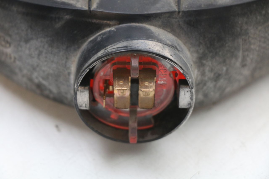 photo de TAIL LIGHT RENAULT KOURANOS 125 (2001 - 2004) - Fixing points details