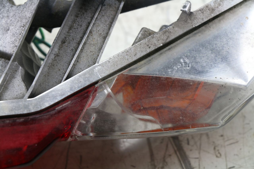 photo de REAR LIGHT KYMCO AGILITY RS 4T 50 (2009 - 2013) - Zoom on usage condition