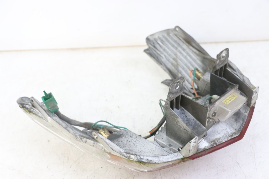 photo de REAR LIGHT KYMCO DINK 4T 50 (2007 - 2018) - Zoom on usage condition