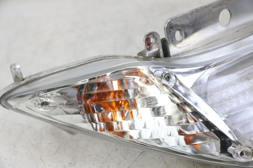 photo de TAIL LIGHT KYMCO XCITING 500 (2007 - 2010) - Alternative perspective
