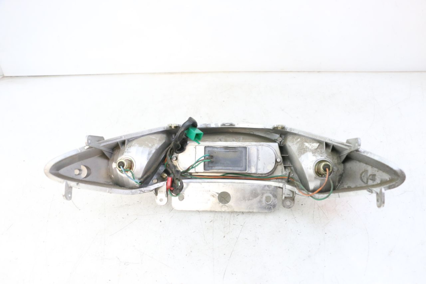 photo de TAIL LIGHT KYMCO XCITING 500 (2007 - 2010) - Fixing points details