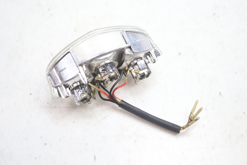 photo de TAIL LIGHT PEUGEOT LUDIX SNAKE 2T 50 (2004 - 2014) - Alternative perspective