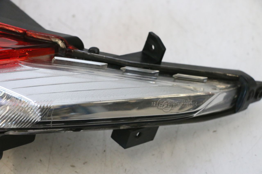 photo de TAIL LIGHT KYMCO LIKE 4T 50 (2019 - 2025) - Surface and material condition