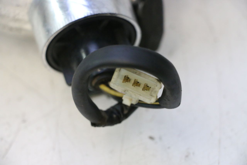 photo de REAR LIGHT PIAGGIO NEW TYPHOON 50 (2018 - 2021) - Fixing points details