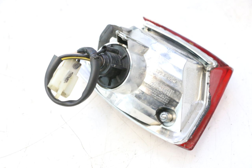 photo de REAR LIGHT PIAGGIO NEW TYPHOON 50 (2018 - 2021) - Surface and material condition