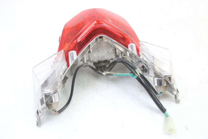 photo de TAIL LIGHT SYM ORBIT III 3 4T 50 (2021 - 2025) - Surface and material condition