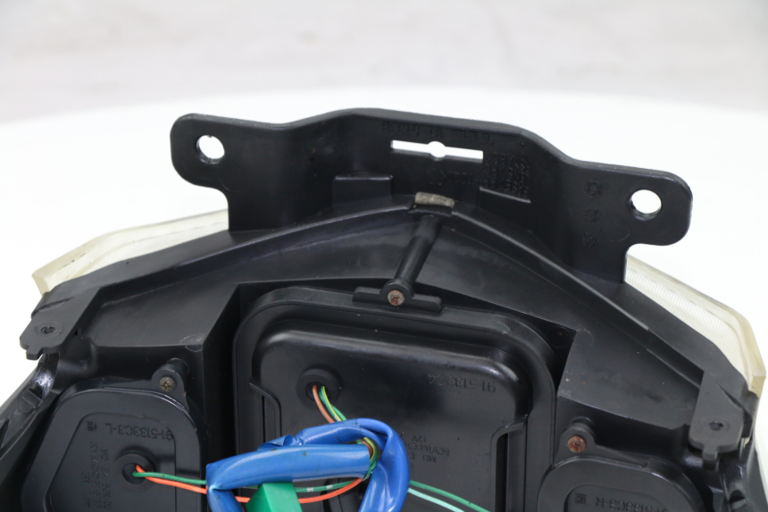 photo de TAIL LIGHT KYMCO PEOPLE S 125 (2000 - 2008) - Distinctive features