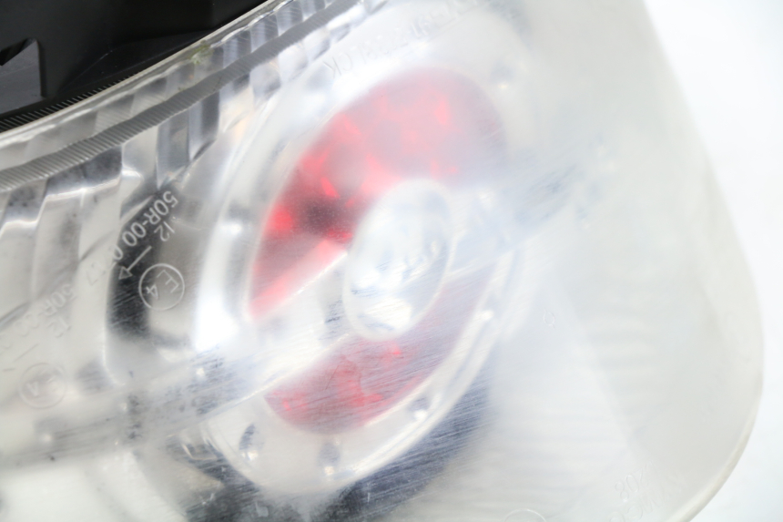 photo de TAIL LIGHT KYMCO PEOPLE S 125 (2000 - 2008) - Detailed visual inspection