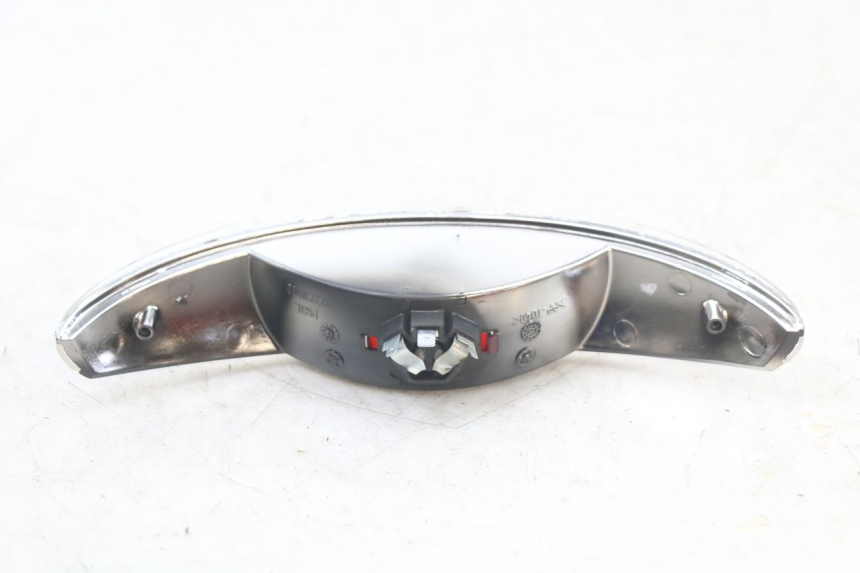 photo de REAR LIGHT PEUGEOT ELYSTAR 50 (2002 - 2014) - Alternative perspective