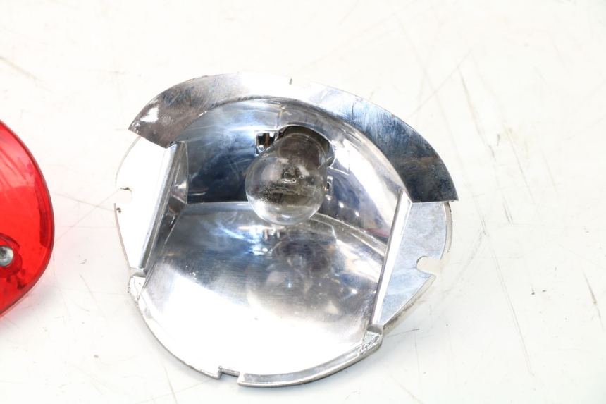 photo de TAIL LIGHT PIAGGIO LIBERTY 2T 50 (2009 - 2013) - Zoom on usage condition