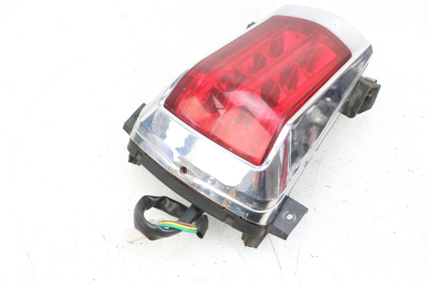 photo de TAIL LIGHT EFUN PUSA 1 - Checked used part