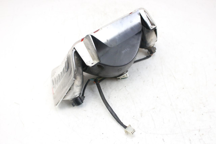 photo de REAR LIGHT DAELIM S2 FI 125 (2008 - 2017) - Surface and material condition
