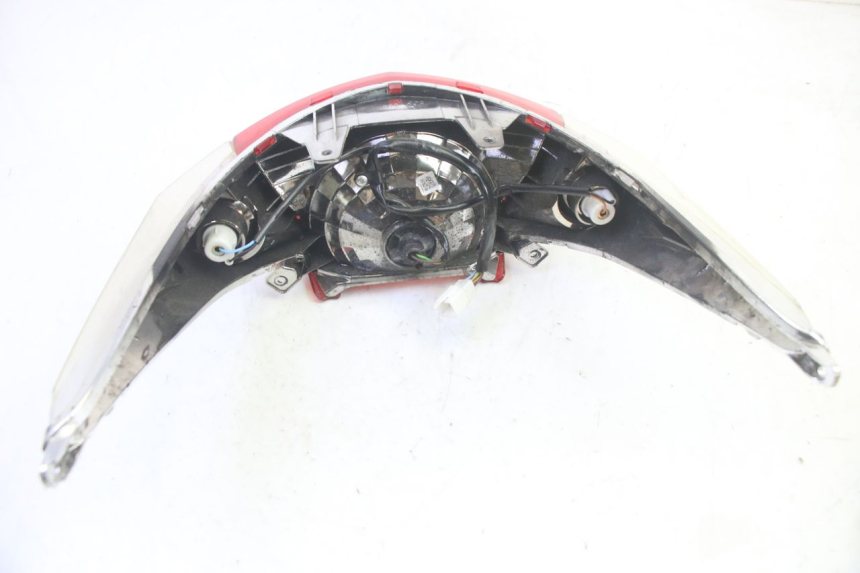 photo de TAIL LIGHT JM MOTORS SANTANA EVO 50 (2024 - 2026) - Fixing points details