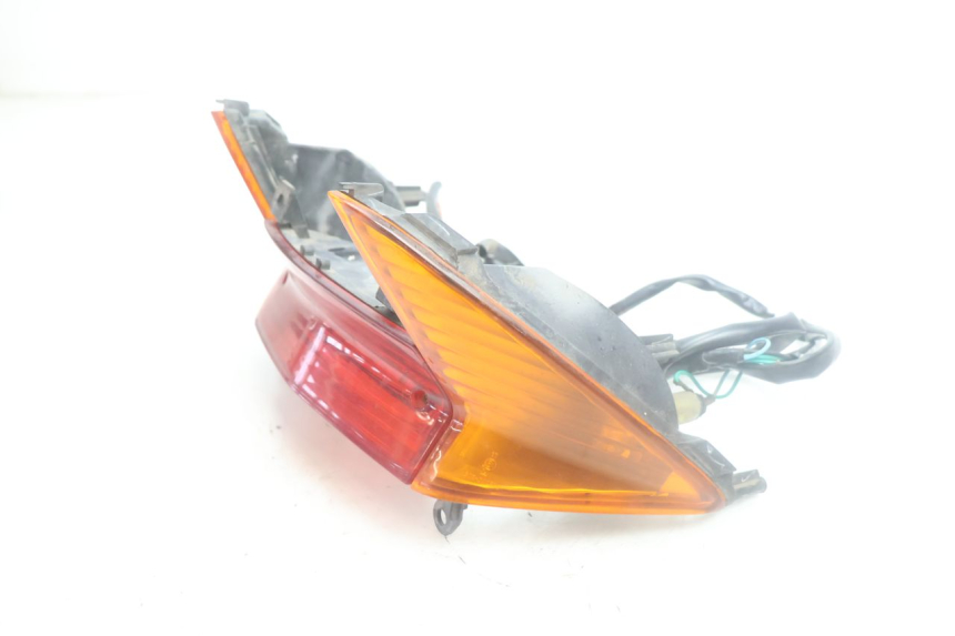 photo de REAR LIGHT HONDA SCV LEAD 100 (2003 - 2007) - Zoom on usage condition