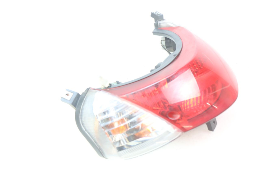 photo de REAR LIGHT SUZUKI SIXTEEN 125 (2008 - 2010) - Checked used part