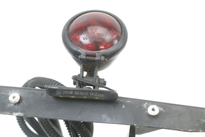 photo de TAIL LIGHT HARLEY DAVIDSON SPORTSTER XL CUSTOM 1200 (2003 - 2004) - Component detail