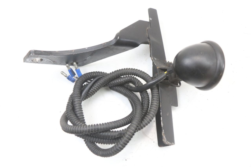 photo de TAIL LIGHT HARLEY DAVIDSON SPORTSTER XL CUSTOM 1200 (2003 - 2004) - Technical close-up