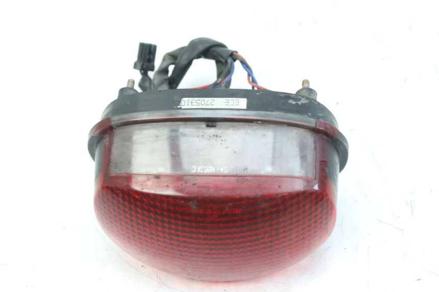photo de REAR LIGHT TRIUMPH SPRINT ST 955 (1999 - 2001) - Alternative perspective