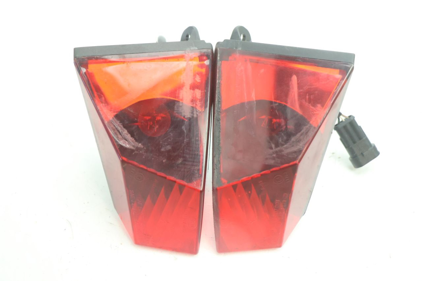 photo de TAIL LIGHT CAN-AM SPYDER RS 1000 (2008 - 2012) - Product overview