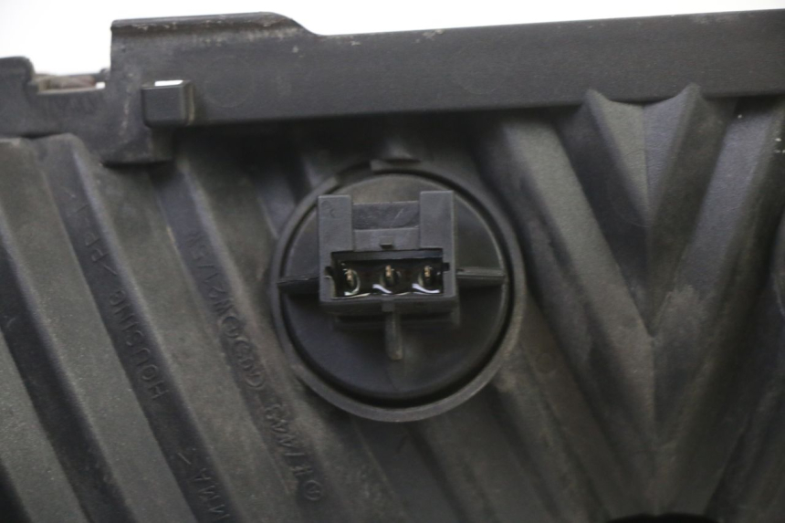 photo de TAIL LIGHT HONDA ST PAN EUROPEAN 1300 (2002 - 2013) - Fixing points details