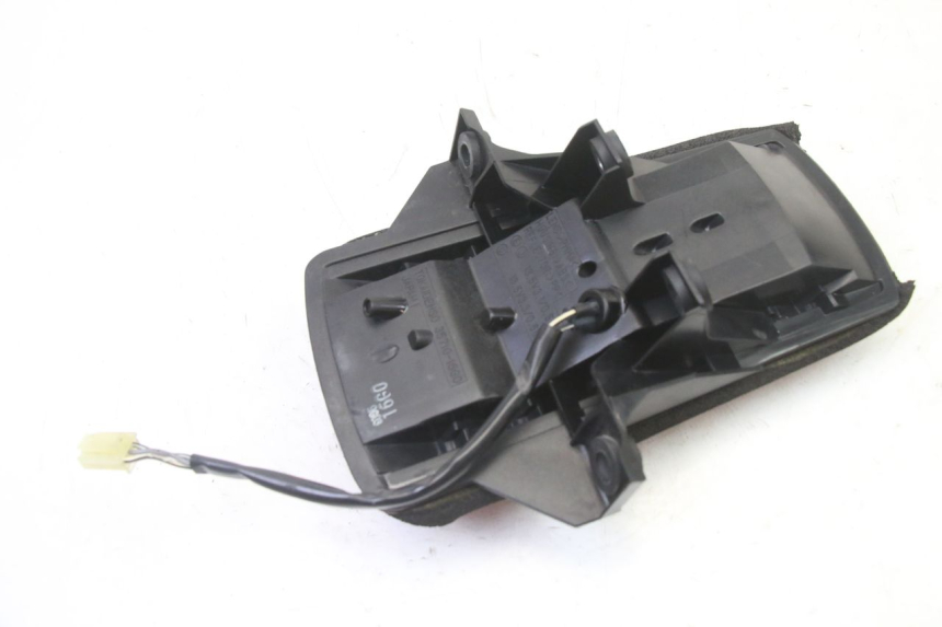 photo de TAIL LIGHT SUZUKI SV S 650 (2003 - 2009) - Technical close-up