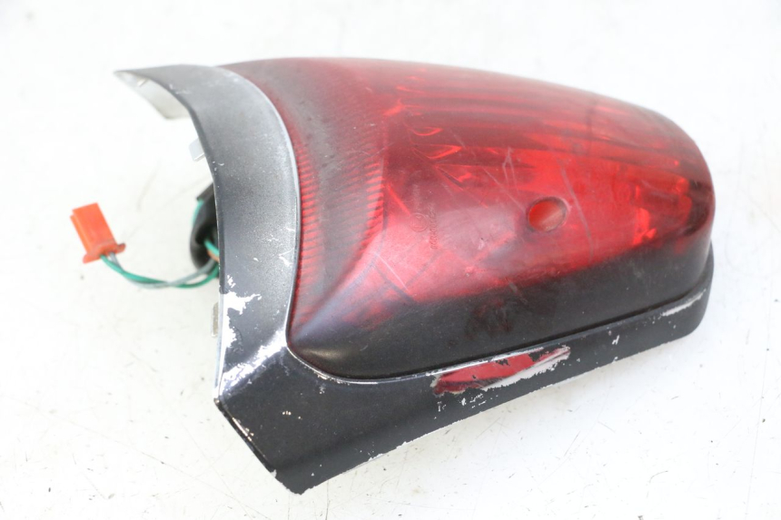 photo de TAIL LIGHT SYM FIDDLE 3 III 50 (2014 - 2020) - Fixing points details