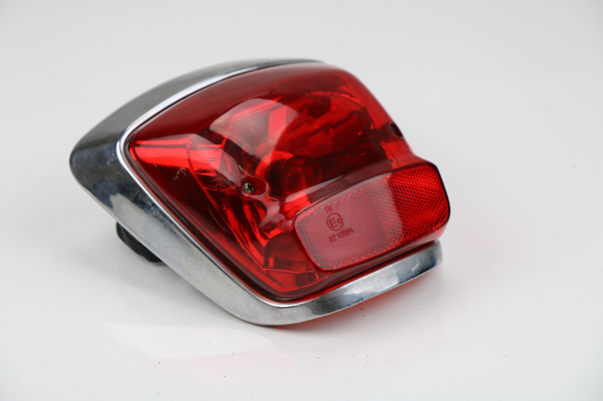 photo de TAIL LIGHT SYM FIDDLE 50 (2008 - 2010) - Zoom on usage condition