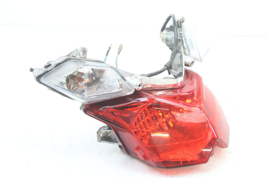 photo de REAR LIGHT SYM ORBIT III 3 4T 50 (2018 - 2021) - Zoom on usage condition