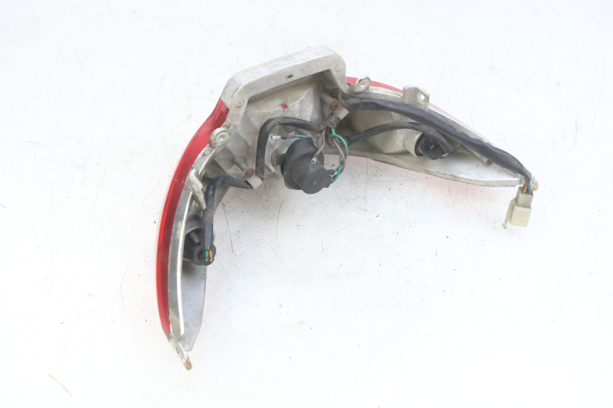 photo de REAR LIGHT SYM SYMPHONY 125 (2009 - 2015) - Surface and material condition