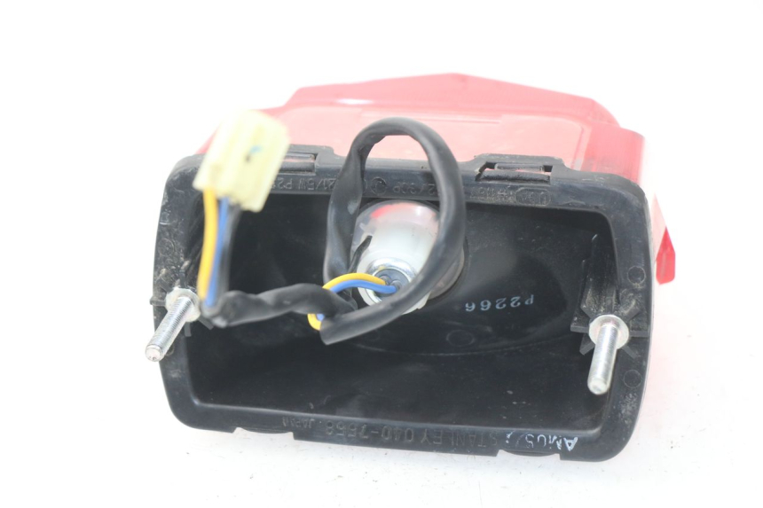 photo de REAR LIGHT YAMAHA TDM ABS 900 (2002 - 2014) - Technical close-up