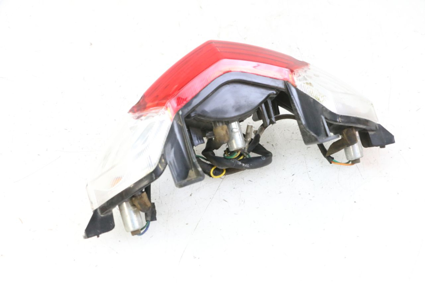 photo de REAR LIGHT PEUGEOT TWEET 4T 50 (2014 - 2019) - Fixing points details