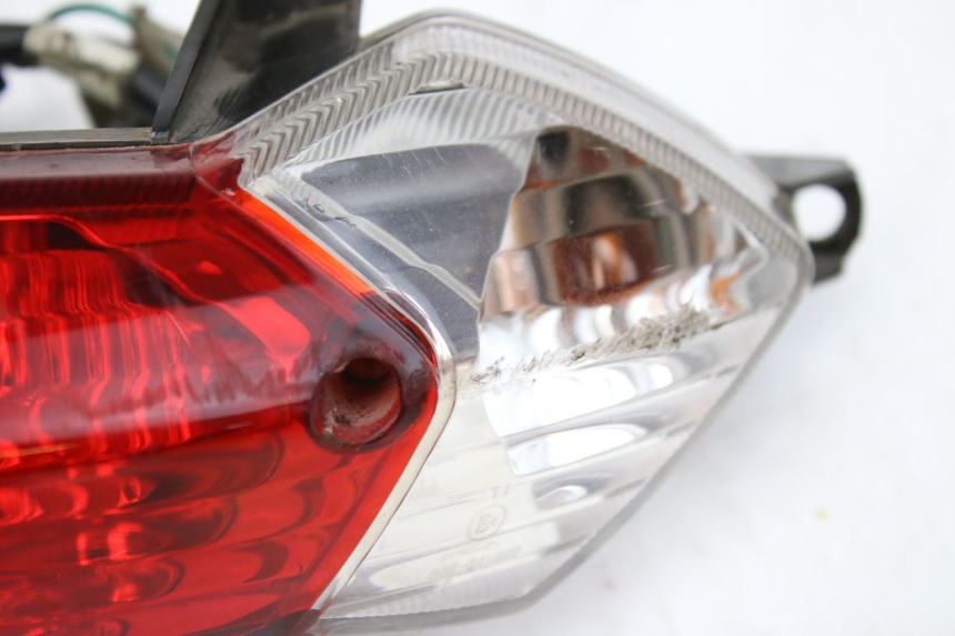 photo de REAR LIGHT PEUGEOT TWEET 125 (2010 - 2017) - Technical close-up