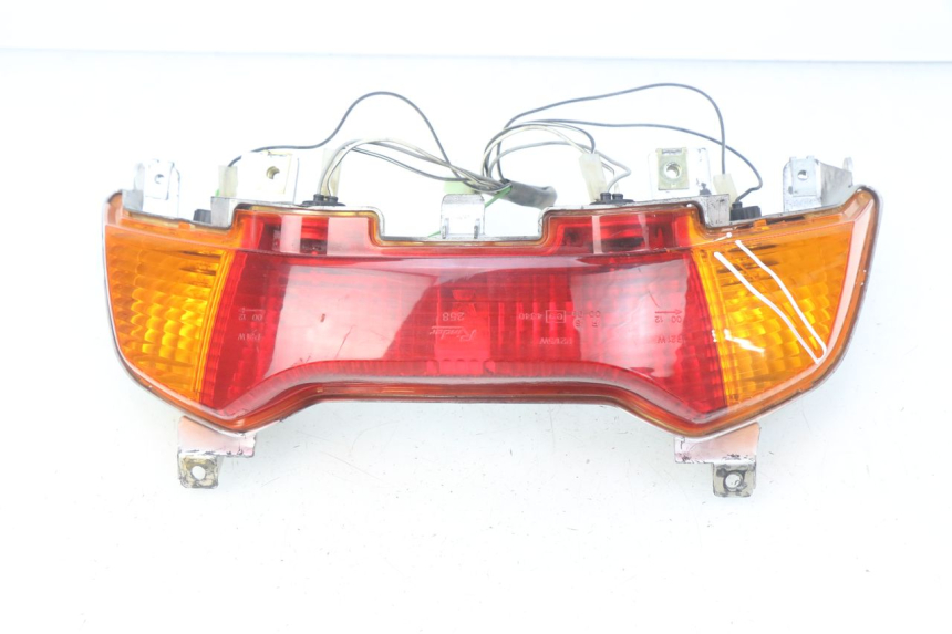 photo de REAR LIGHT SUZUKI UH BURGMAN 125 (2002 - 2006) - Main view