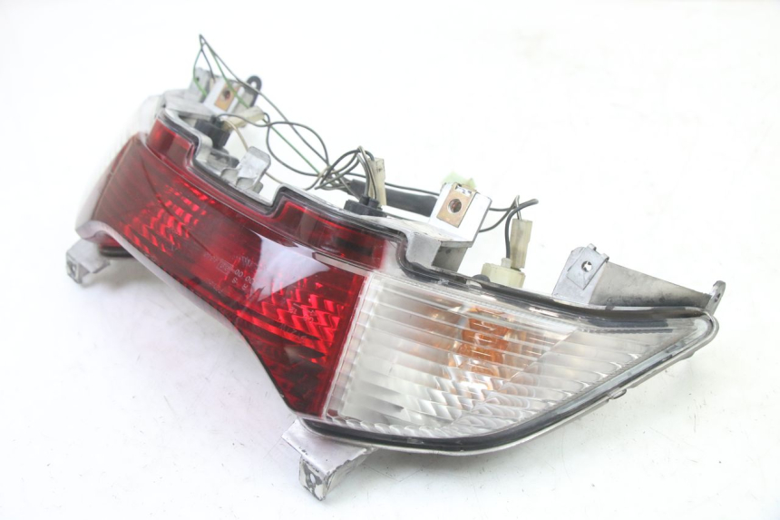 photo de REAR LIGHT SUZUKI UH BURGMAN 125 (2002 - 2006) - Technical close-up
